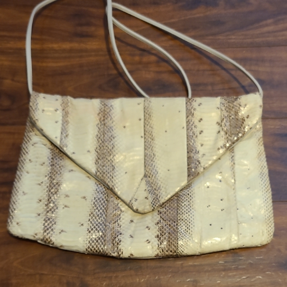 Elegant Cream and Gold Women's Bag